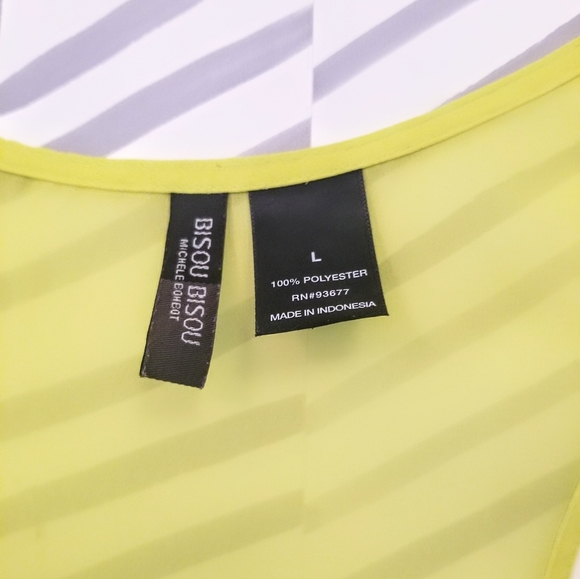 FWP!* Sheer Ruffled Embellished Sleeveless Top - Picture 7 of 7